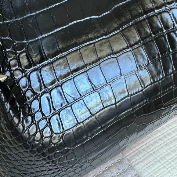 Christian Louboutin Cabarock Crocodile-embossed Leather Tote - Large - Picture 4 of 11